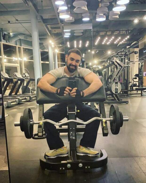 Козловский в спортзале Козловский в спортзале