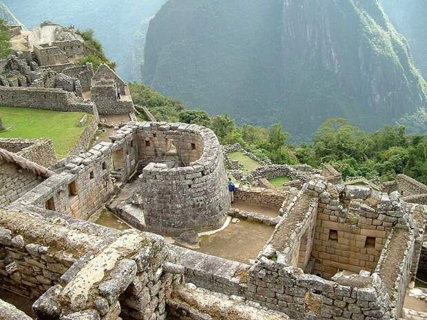 Machupicchu_intihuatana (800x600, 123Kb)