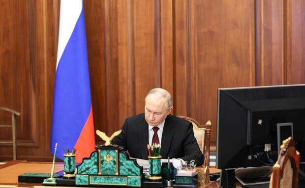 Президент Путин утвердил порядок выезда за рубеж для допущенных к гостайне