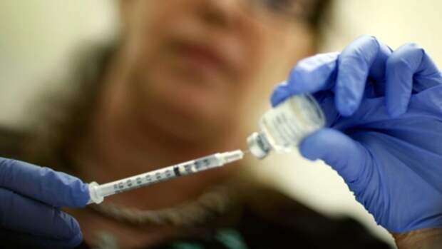 Почти 320 тысяч человек провакцинируют от клещей в Новосибирске