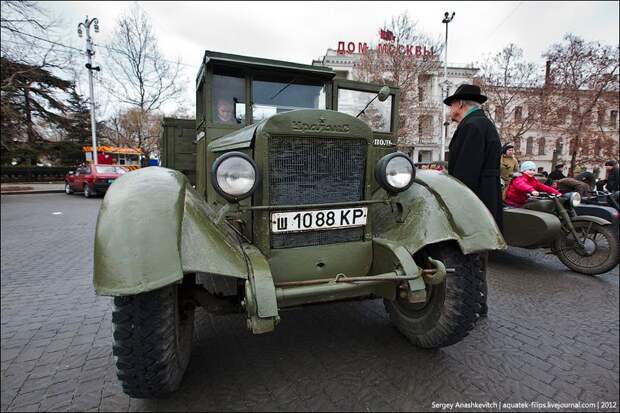 Автомобили, прошедшие сквозь время (31 фото)