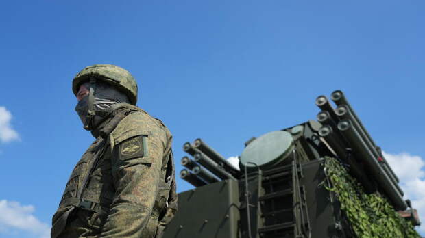 Беспилотники ВСУ атаковали промзону в ставропольском Невинномысске