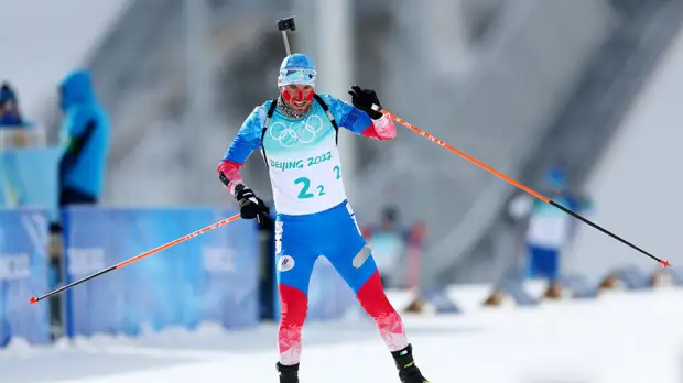 Логинов считает, что стоит порадоваться бронзе в биатлонной эстафете на Играх