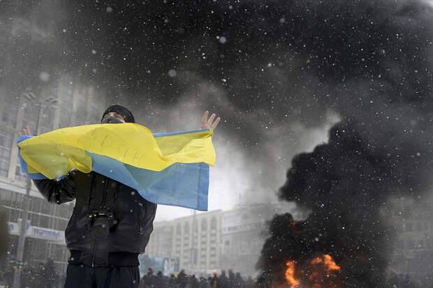 Самые невероятные и удивительные фотографии противостояния в Украине Uariot26 Самые невероятные и удивительные фотографии противостояния в Украине