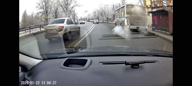 Какая двойная сплошная? Какая встречка? 05 регион)