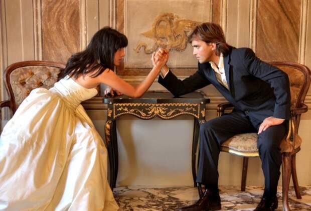 Anger-Arm-Wrestle