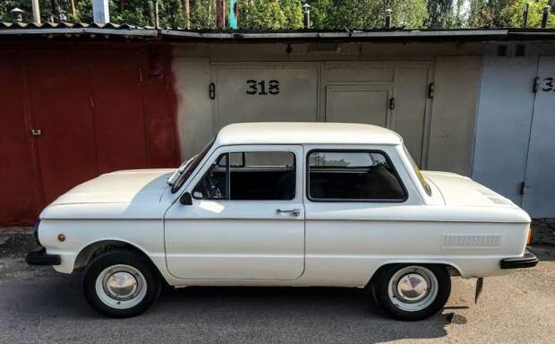 К началу 90-х годов этот дизайн уже основательно устарел ЗАЗ 968, авто, автомобили, заз, запорожец, капсула времени, ретро авто, янгтаймер