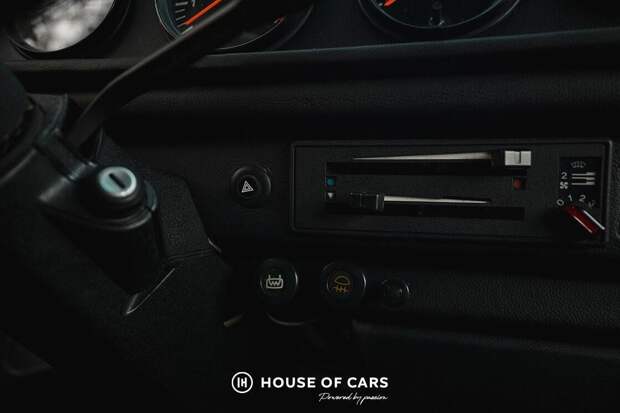 Необычный микроавтобус Volkswagen с двигателем от Porsche 911