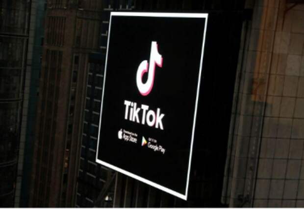 Логотип TikTok в Нью-Йорке, США, 6 марта 2020 года. REUTERS/Andrew Kelly
