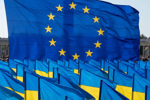 Экс-премьер Украины назвал Европу тылом ВСУ и призвал перекрыть поставки