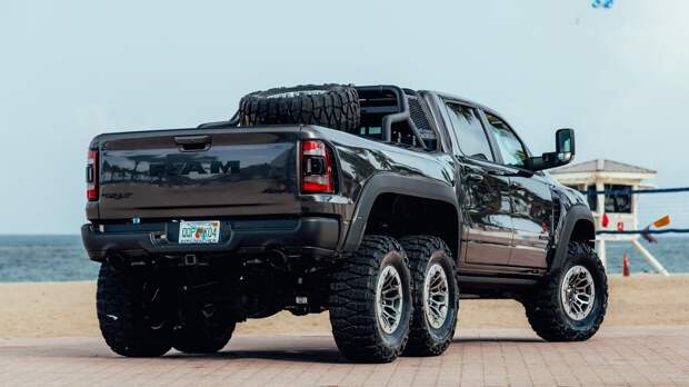 Дикий Ram 1500 TRX 6x6 Warlord, готовый к апокалипсису