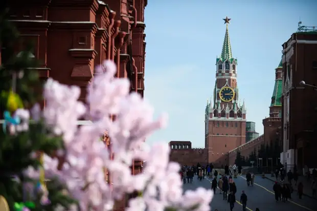 Тишковец пообещал москвичам апрельское тепло