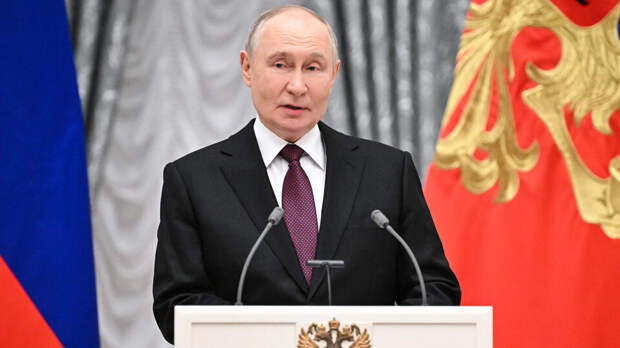 Путин: укрепление России не нравится многим "за бугром"