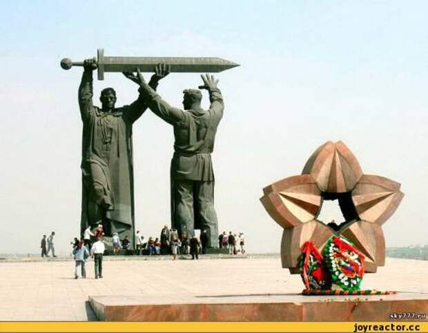 Это мало кто знает Это мало кто знает меч, память, проект, скульптура