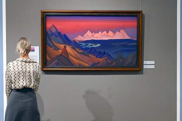 В Москве суд отменил решение об изъятии 272 картин Рериха и его сыновей