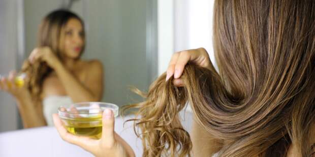 Как отрастить волосы при помощи касторового масла?
