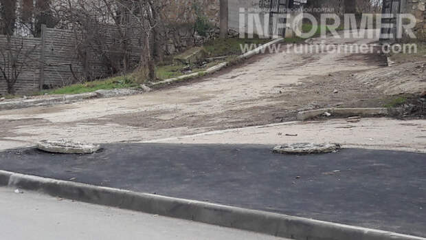 Как в Севастополе дороги ремонтируют