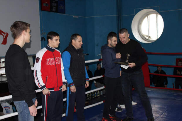 Новогодний турнир по боксу в Севастополе 