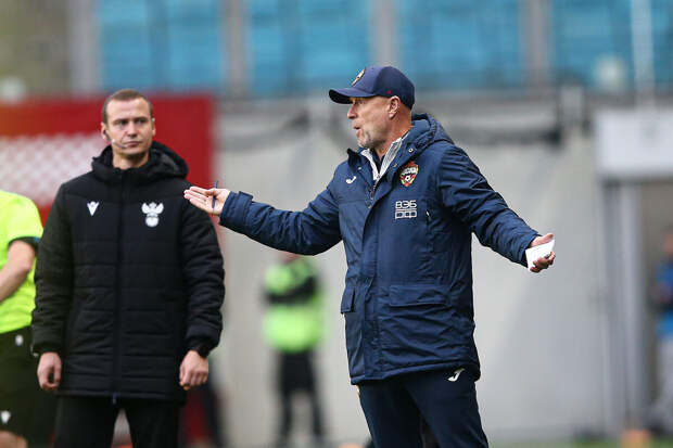 Тренер ЦСКА Федотов назвал "Зенит" флагманом российского футбола