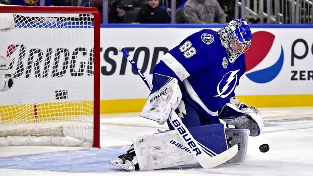 Василевский вслепую отразил шайбу в Матче звёзд НХЛ