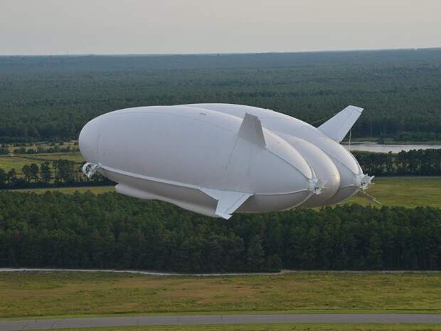 Airlander 10 Airlander 10