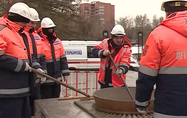 В Петербурге проверили газоснабжение мемориалов, где находится Вечный огонь