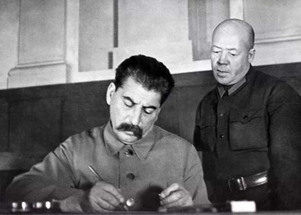Поскребышев  А.Н. личный помощник Сталина.