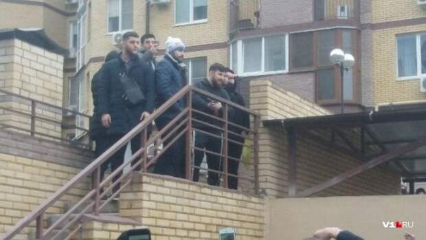 В Волгограде сын Тамерлана Носаева - заместителя представителя главы Чеченской Республики раскидывал деньги
