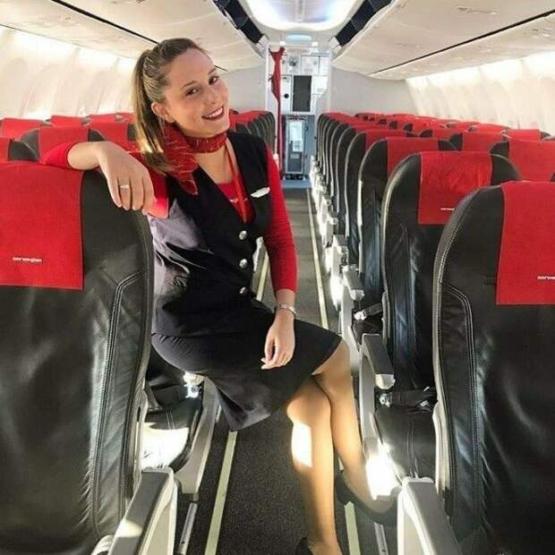 S15 фото очаровательных стюардесс с которыми полет покажется приятным