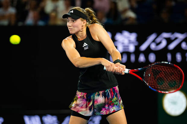 Теннисистка Рыбакина обыграла Пегулу и вышла в финал Australian Open