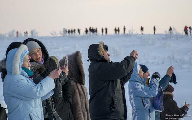 Жители Мурманска встретили первый рассвет в этом году