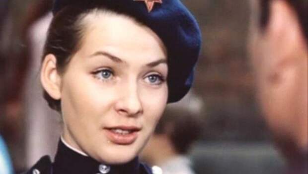 Как менялась девушка Володи Шарапова Варвара (актриса Наталья Данилова) с течением времени Как менялась девушка Володи Шарапова Варвара (актриса Наталья Данилова) с течением времени
