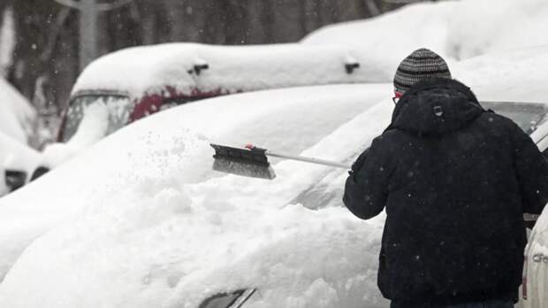 Адвокат Бондаренко посоветовала всё фиксировать при падении снега на авто