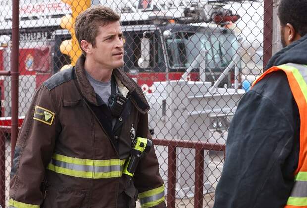Chicago Fire Bosses Warn 'Hell May Rain Down Upon Carver' in Fall Finale