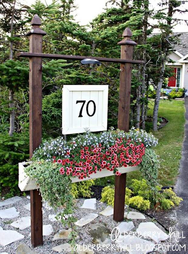 Beautiful {DIY} House Number Sign --with {Flower Box!}