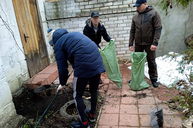 Осужденные, отбывающие наказание в УФИЦ, оказали волонтерскую помощь храму в Твери