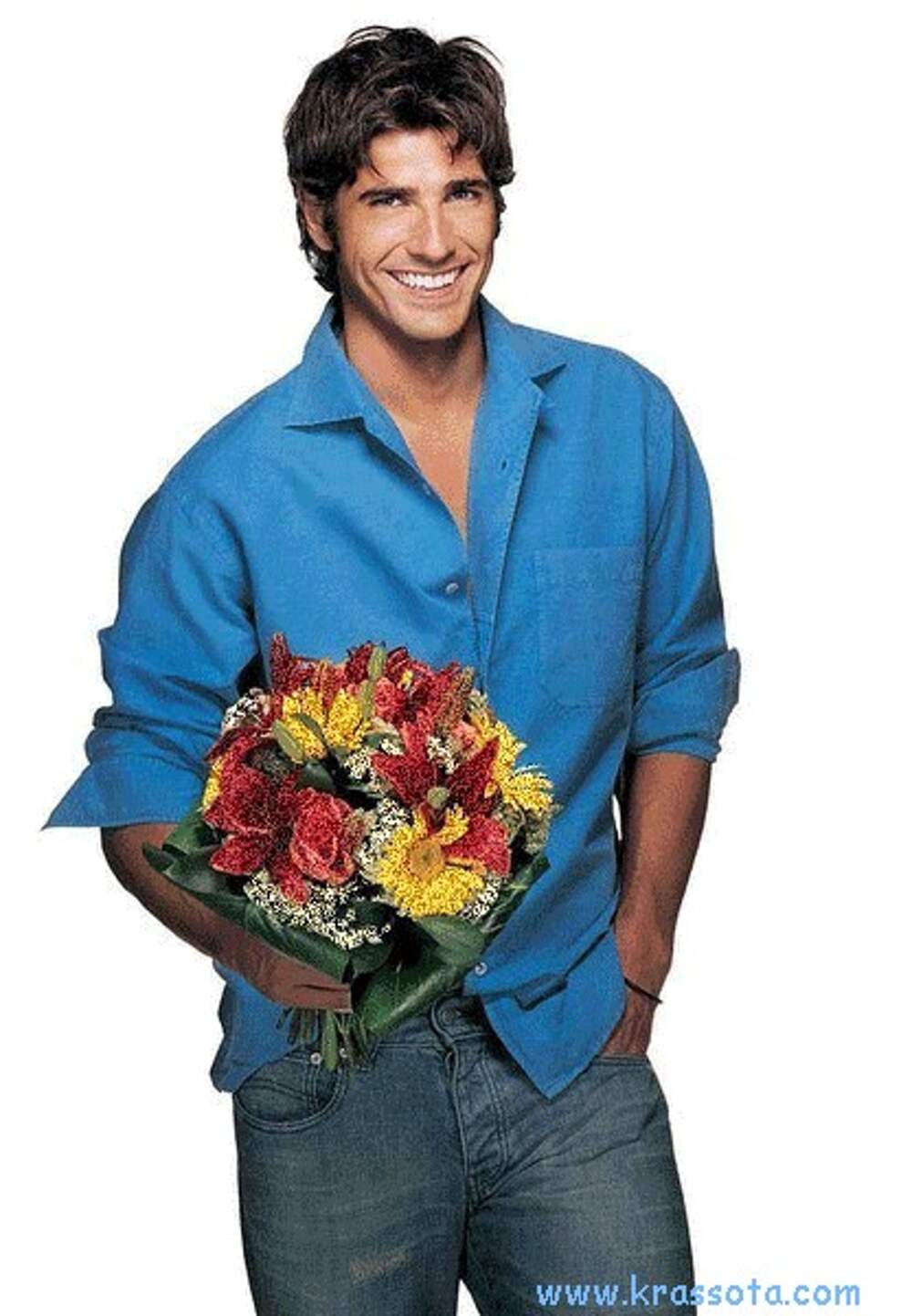 Том Круз с цветами