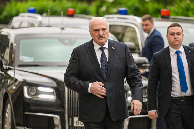 "Пул Первого": Лукашенко посетит парад в Москве и встретится с Путиным