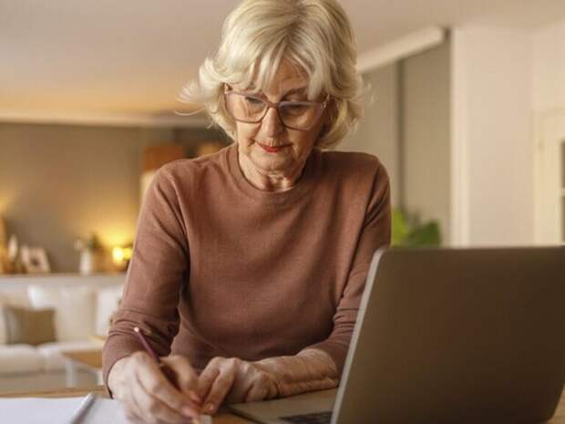 Эксперт Лоикова: онлайн-репетиторство — лучший вариант удалённой работы для пенсионеров