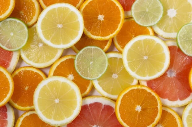 Биолог Наполов рассказал, какие фрукты рекомендуется употреблять в феврале