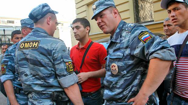 РОССИЮ ХОТЯТ ВЗОРВАТЬ ИЗНУТРИ: ПО ВСЕЙ СТРАНЕ НАЙДЕНЫ АРСЕНАЛЫ ОРУЖИЯ МИГРАНТОВ