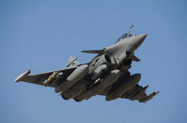 Неуловимый Джо, или Китай продолжает уничтожать репутацию "Рафаля"