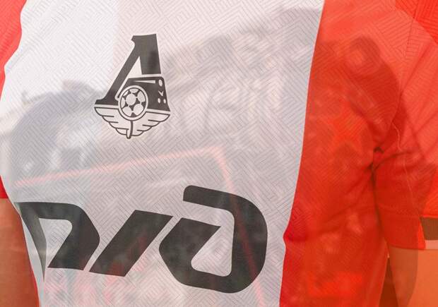 Наш паровоз летит вперёд. «Локомотив» вышел на первое место в чемпионате России по футболу