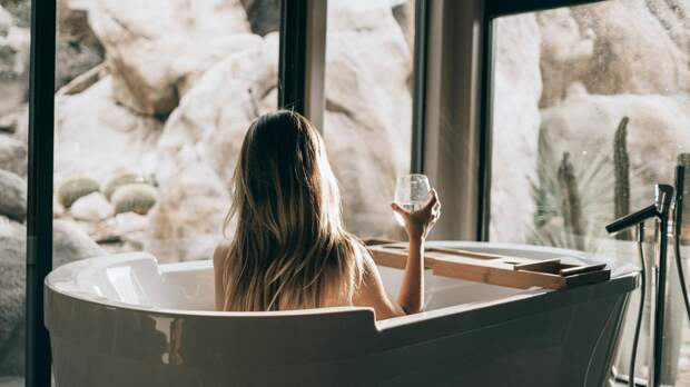 Подарки, которые сближают: чем порадовать родных на 8 марта