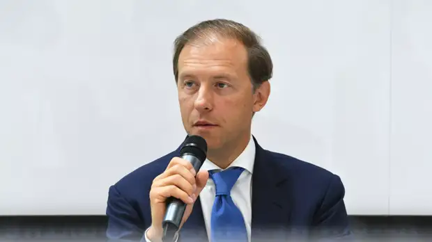 Мантуров допустил появление первого серийного электромобиля в России до конца года