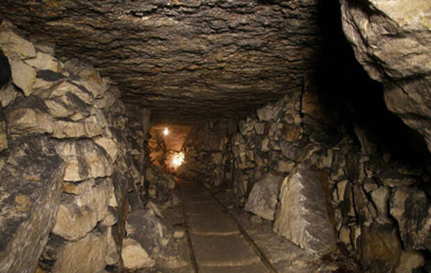 Спасатели нашли пропавшего в пещере под Подольском юношу