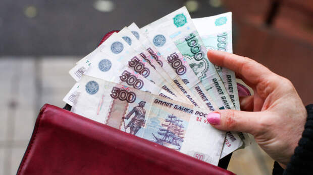 В Госдуму внесен законопроект о ежегодной индексации зарплат