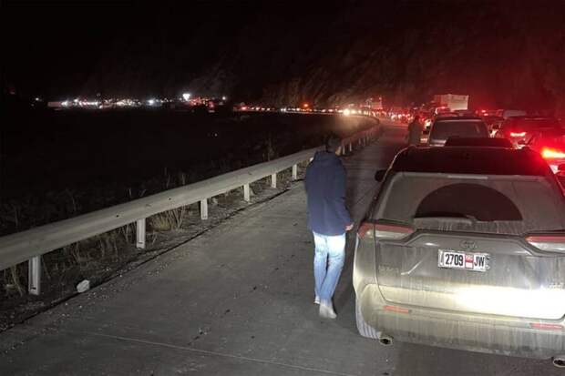 Грузия не пускает россиян с отметкой о рождении в Крыму и ЛНР. «Ситуация странная»