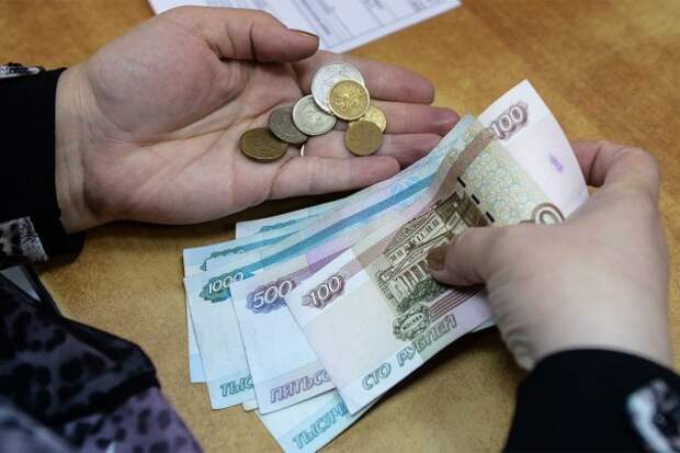 ВЦИОМ: Бедностью считается доход ниже 15,5 тысячи рублей на человека
