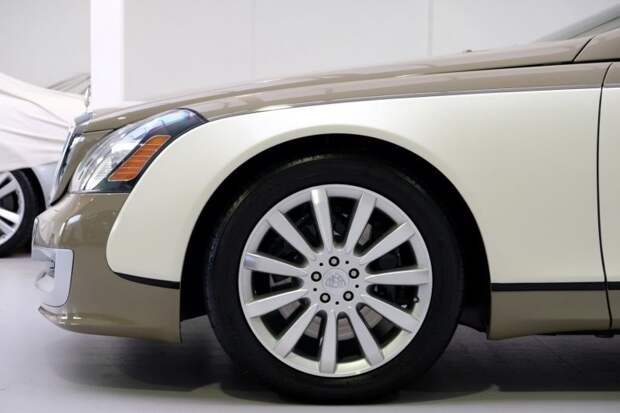 Эксклюзивный Maybach, который якобы делали для ливийского революционера, выставили на продажу